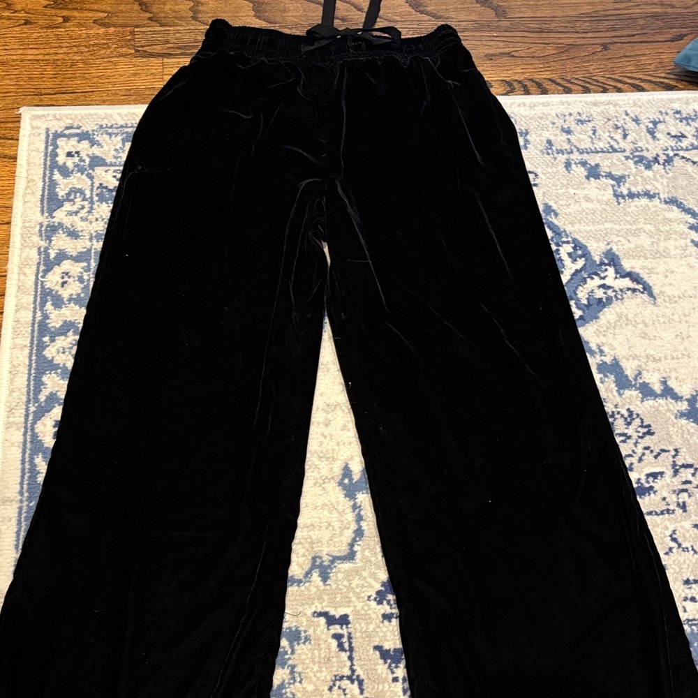 Zara Black Velvet Pants